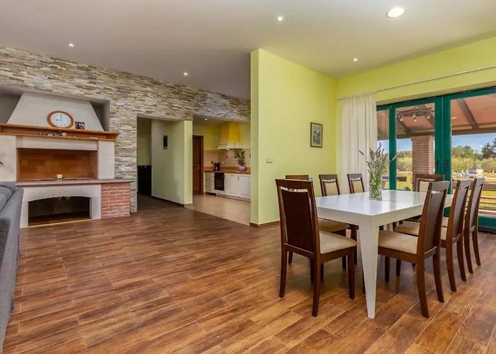 Lovely In With Wifi Feriehus