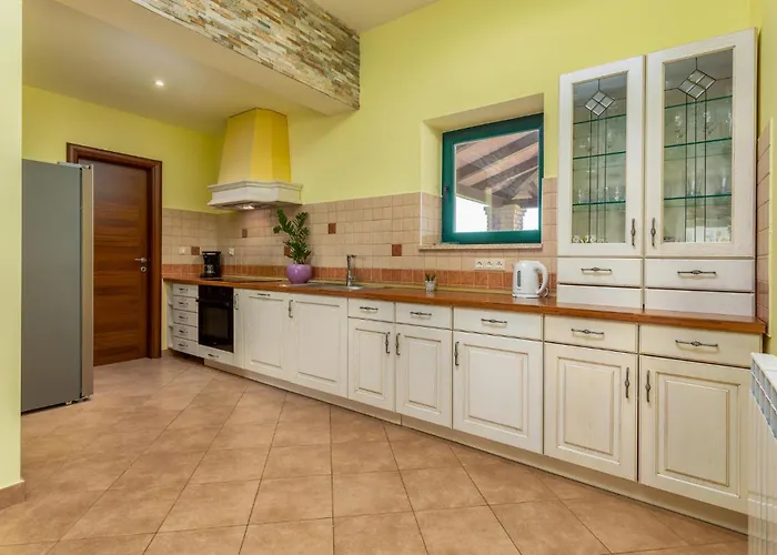 Lovely In With Wifi Feriehus Rovinj